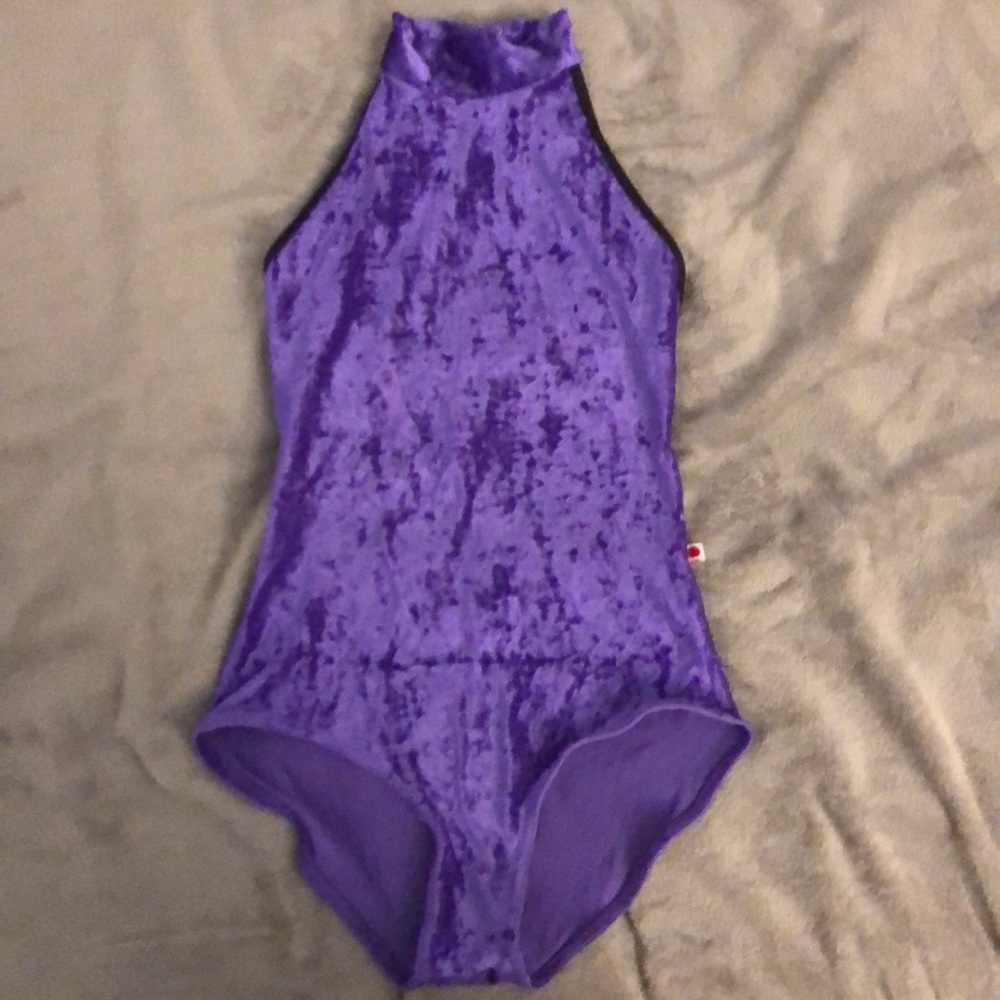 Yumiko Leotard